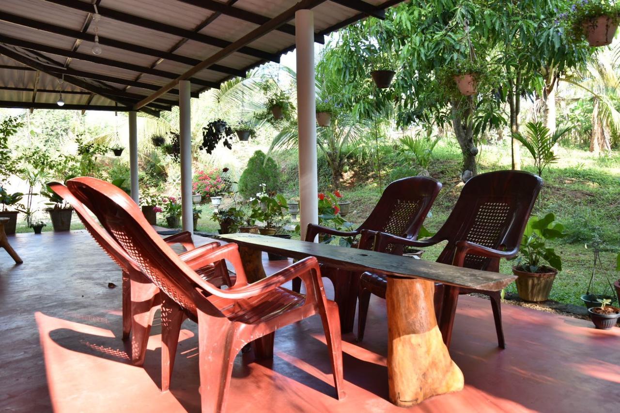 Brookline Safari Resort Udawalawe Eksteriør billede